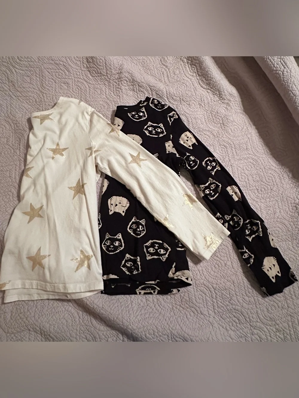 Old Navy Girls XL (14-16) Long Sleeve Crew Neck Cotton Tee Cat /Star Print